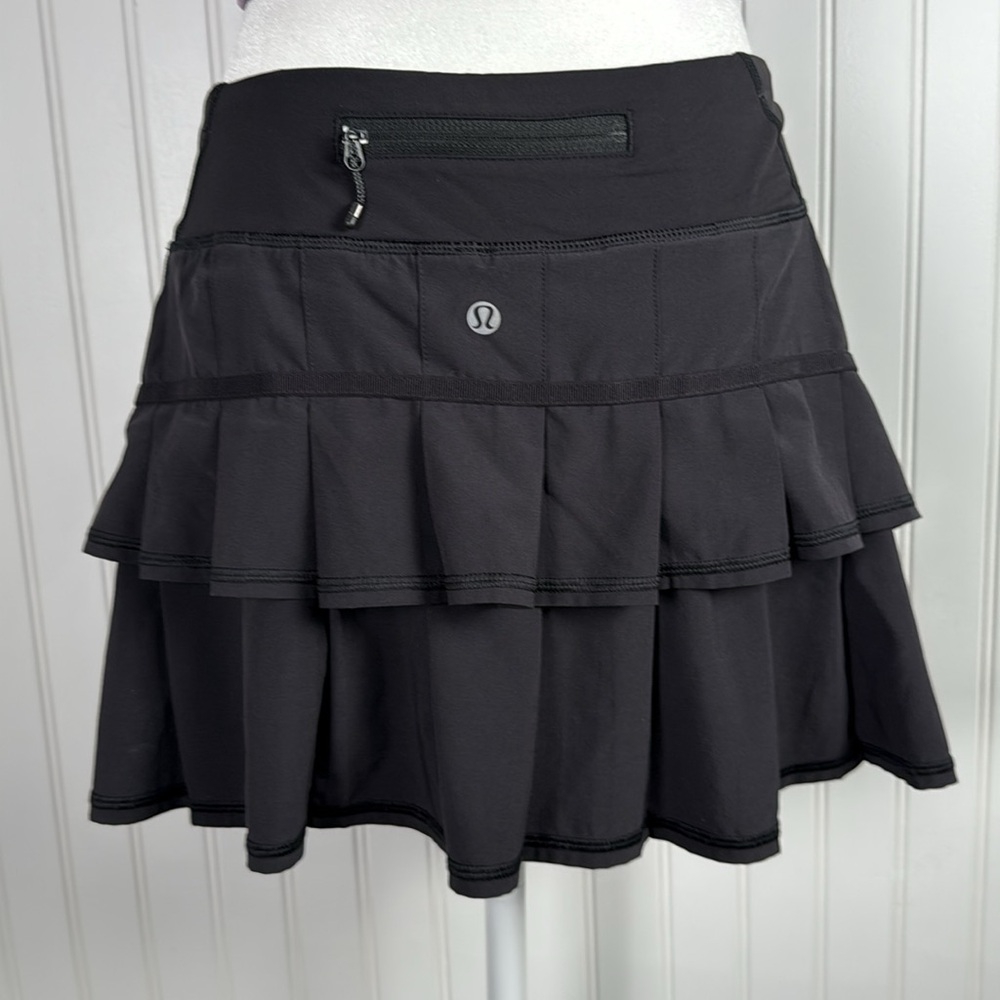 Lululemon Athletica Black pace setter Mini Skirt
